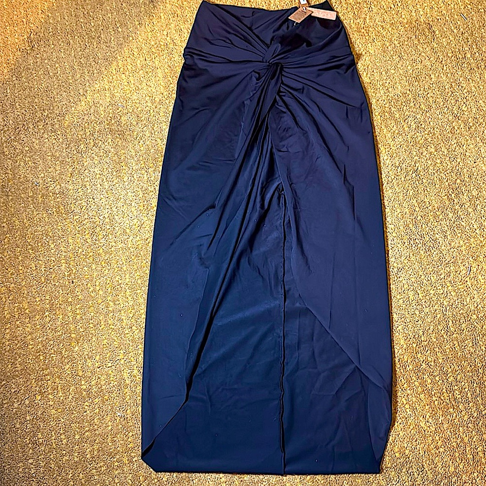 NWT SKIMS Swim Black Sarong Skirt size Medium